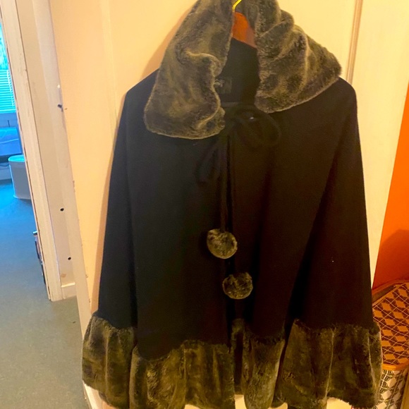 Jackets & Blazers - Winter Cape